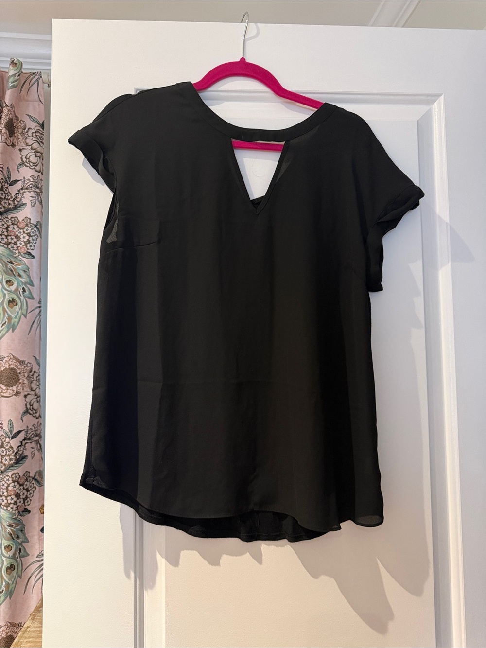 Women’s black top